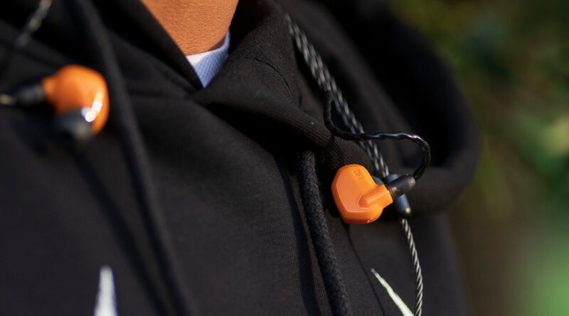 Campfire Audio Satsuma Review - Orange Is The New Neutral • Music