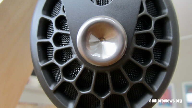 The 105 AER's ear cup: fine metal mesh behind a PC-ABS plastic grid.